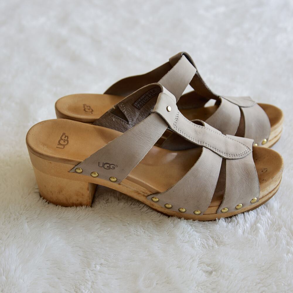 UGG tan taupe open toe sandals pumps size 9